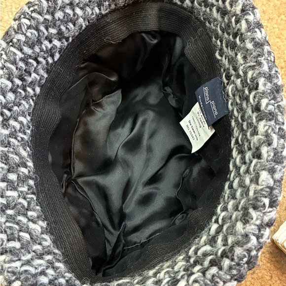 Piano Piano Chunky Knit Black,Grey,White Bucket Hat -OS - Picture 3 of 5